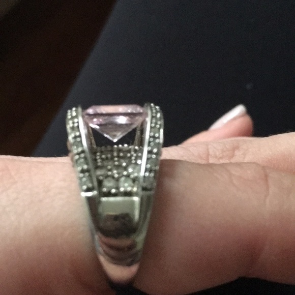 Pink stone sterling ring - Picture 6 of 8